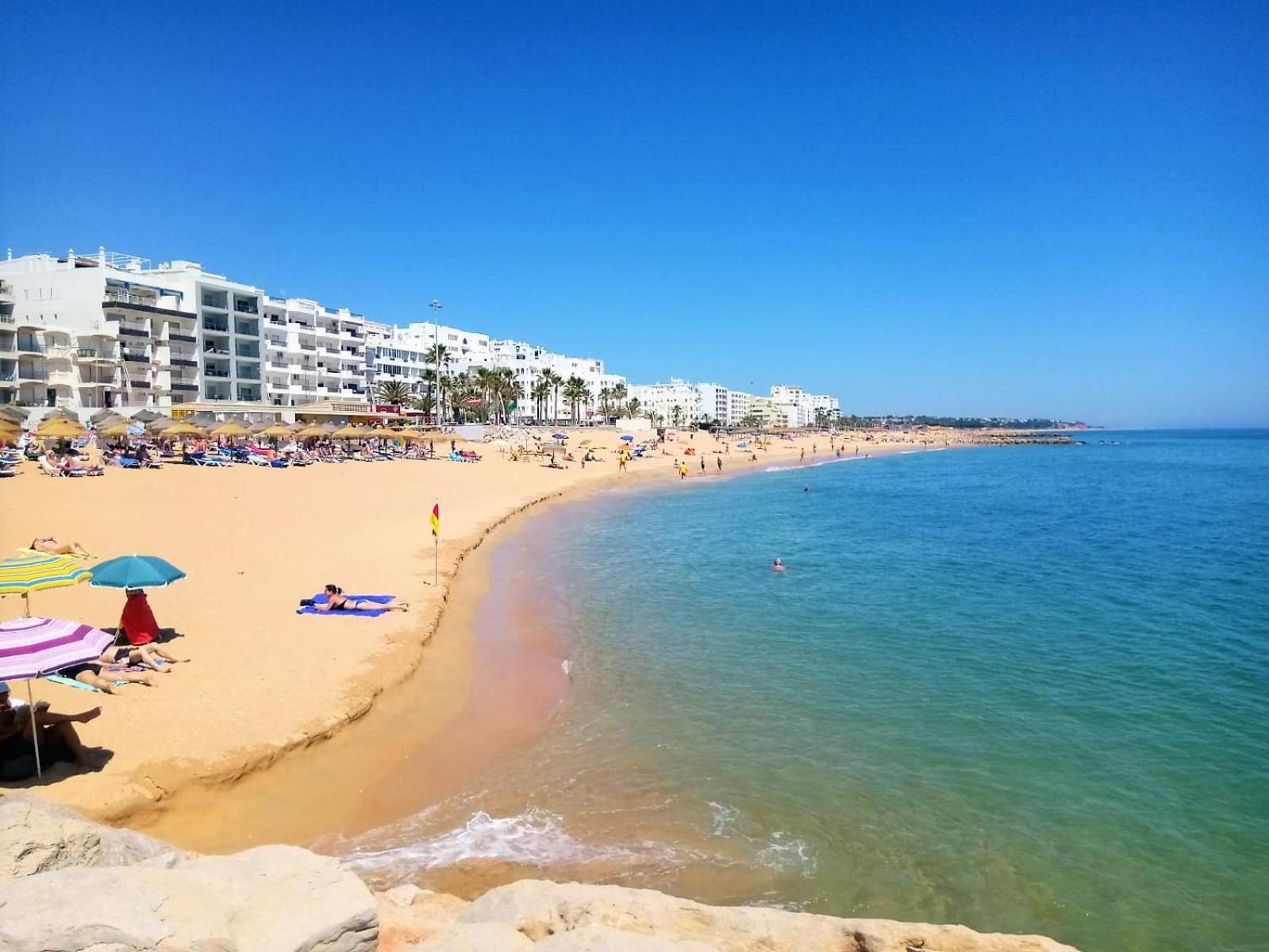 Quarteira Central Beach By Homing Exterior photo